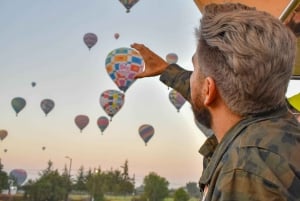 Ciudad de México: Vuelo en Globo, Desayuno en una Cueva y Pirámides