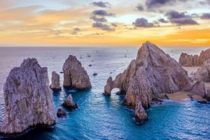 Arco de Cabo San Lucas, Avistamiento de Ballenas Coloradas y Playa del Amor