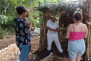 Xcan: Visita inmersiva a la comunidad maya. Cena con un local