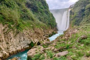 Xitila: Tamul and Water Cave in Wooden Canoe