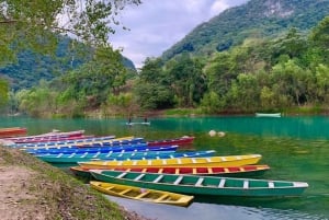 Xitila: Tamul and Water Cave in Wooden Canoe