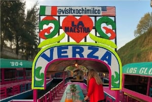 Xochimilco y Garibaldi: Tradición y Música