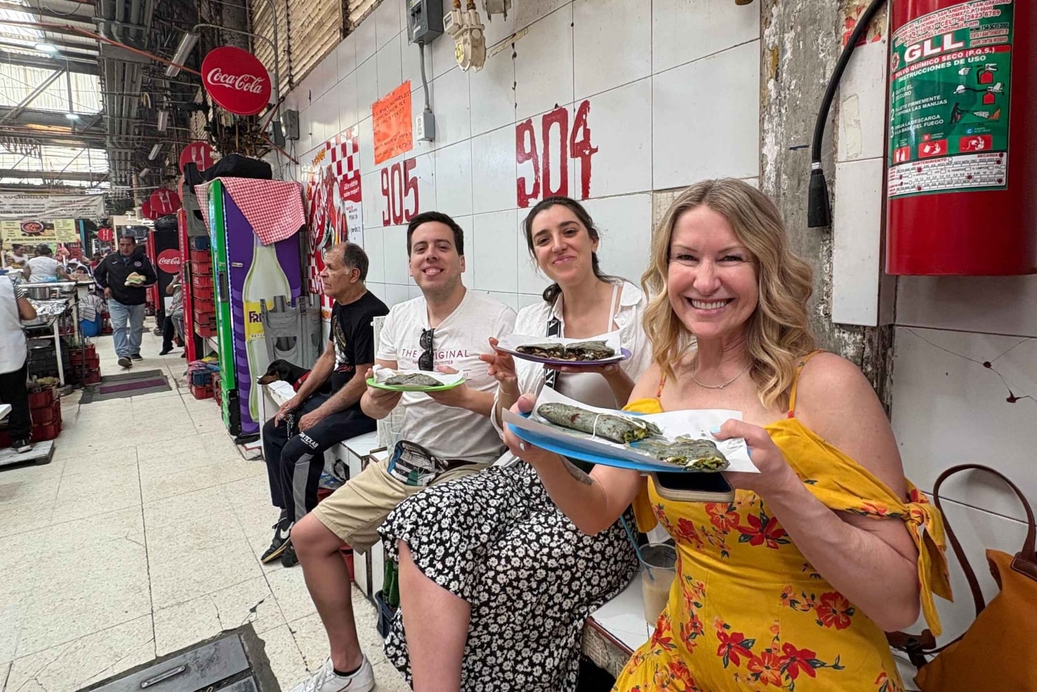 Xochimilco: Food and Trajinera Ride with Local Women