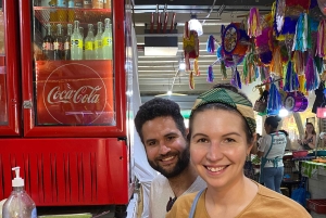 Xochimilco: Food and Trajinera Ride with Local Women