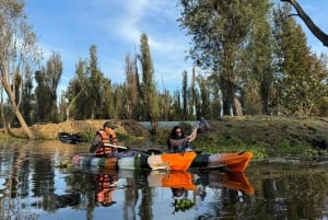 Xochimilco: Kayak Tour