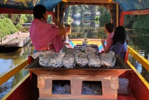 Xochimilco: Market, Food and Nature ¡All included! Tour