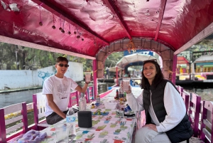Xochimilco: Tequila tasting (unlimited) and cultural party on a boat