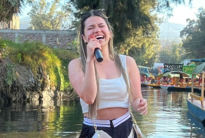 Xochimilco: Tequila tasting (unlimited) and cultural party on a boat
