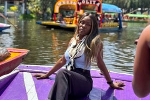 Xochimilco: Tequila tasting (unlimited) and cultural party on a boat