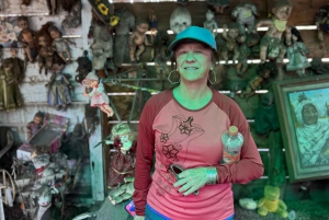 Xochimilco: The island of the dolls, games and drinks
