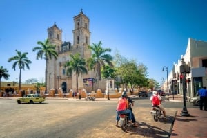 Desde Cancún: Tour en autobús por Chichén Itzá, Valladolid y los Cenotes