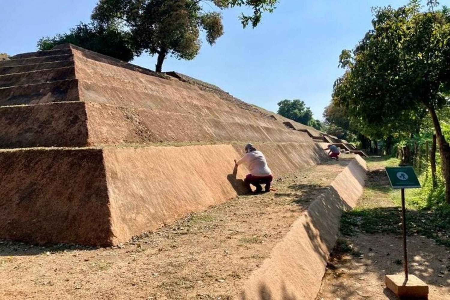 Zihuatanejo: Xihuacan Archaeological Tour with Museum Visit