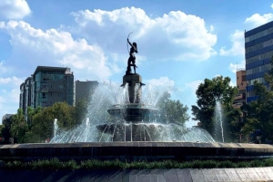 Zona Rosa Mexico City Nightlife: Tacos and LGBT Bar Tour