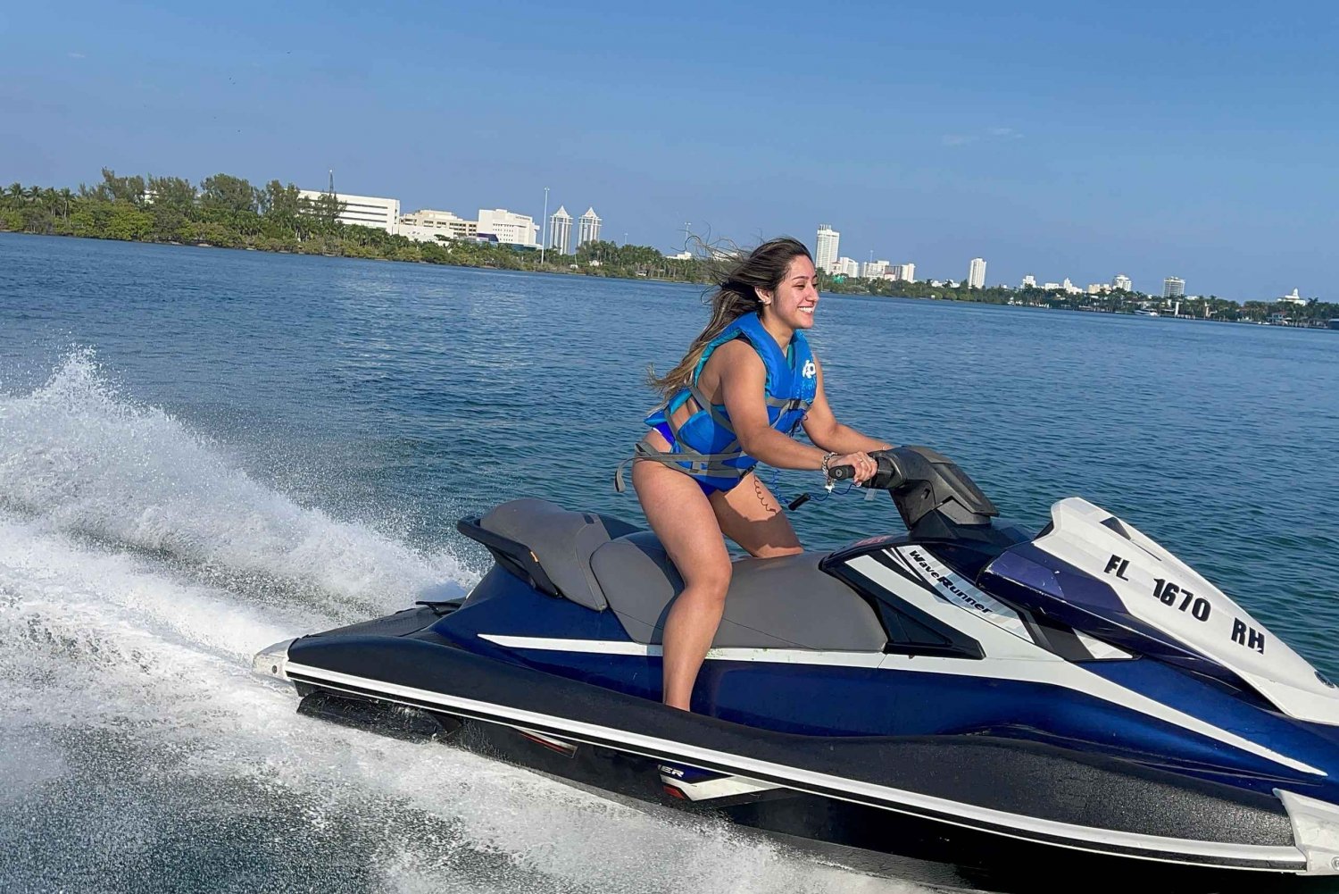 1 Aluguel de Jet Ski por 60 minutos para um único piloto!