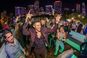 100-Fuß-Mega-Yacht-Nachtclub auf dem Meer mit 3 Stunden offener Bar