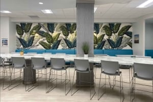 ¡Oferta de 2 piezas de equipaje por persona en la consigna de equipaje de The HUB (solo 12 $)!