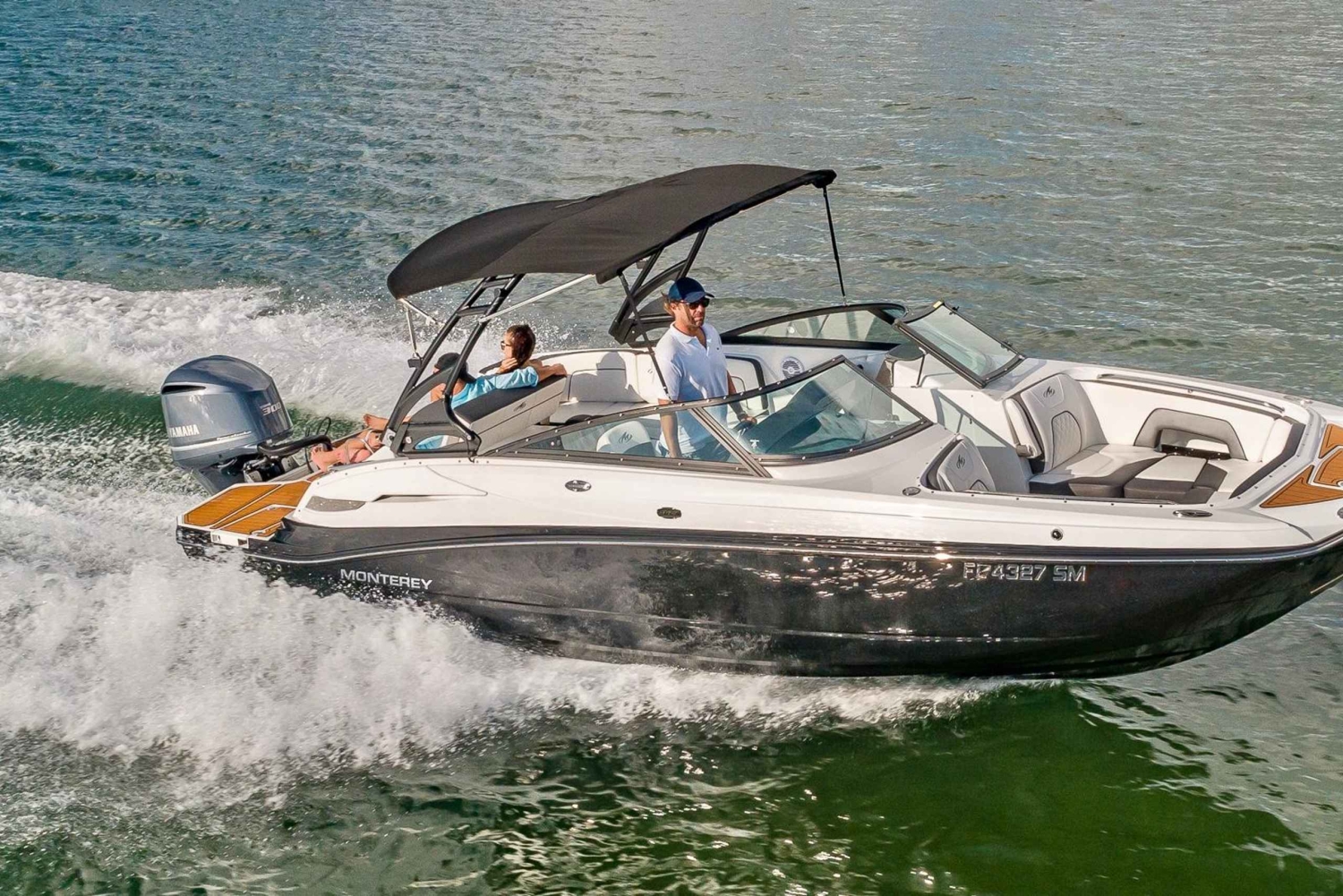 27 jalan Monterey Hengästyttävä Miami Skyline Boat Tour -veneajelu