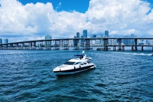 70ft Azimut available in Miami for up to 13 people.