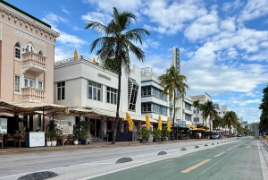 Art Deco & Sunset Celebration Walking Tour of Miami Beach
