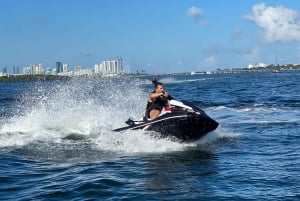 Miami: Udlejning af jetski i Biscayne Bay