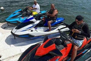 Leje af jetski i Biscayne Bay og gratis bådtur med jetski