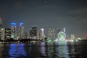 Biscayne Bay Nightclub Party Cruise mit offener Bar und DJ