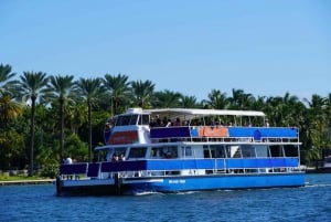 Miami: Beach Boat Tour and Sunset Cruise in Biscayne Bay