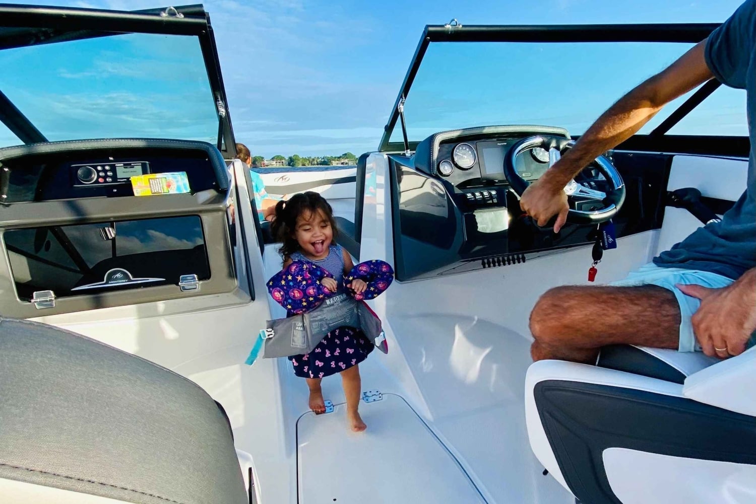 Boat Rental with Captain in Miami Beach - up to 6 people