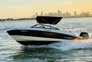 Location de bateau avec capitaine à Miami Beach - jusqu'à 6 personnes