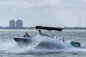 Boat Rental with Captain in Miami Beach - up to 6 people