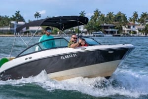 Boat Rental with Captain in Miami Beach - up to 6 people