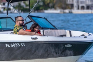 Boat Rental with Captain in Miami Beach - up to 6 people