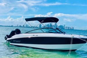 Boat Rental with Captain in Miami Beach - up to 6 people