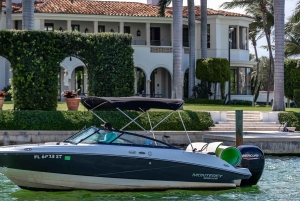 Boat Rental with Captain in Miami Beach - up to 6 people