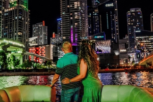 Champagne City Lights bådtur (semiprivat)