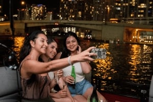 Tour in barca delle luci della città di Champagne (semi privato)