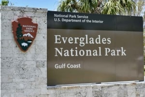 Airboat-tur i Everglades och guidad vandring