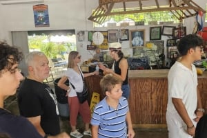 Rodzinna wycieczka piesza po Małej Hawanie