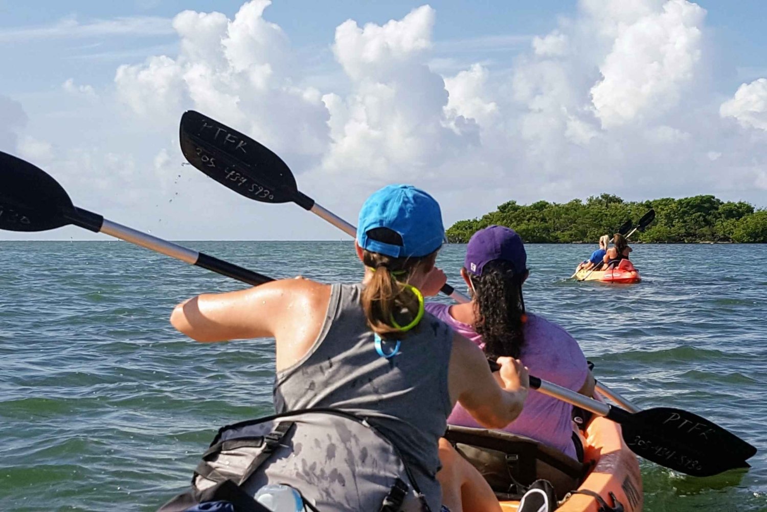Florida Keys: Keys Keys: Kokopäivän kajakki- ja snorklausriutta-seikkailu.