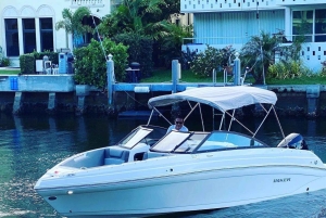 Fort Lauderdale: 12 People Private Boat Rental