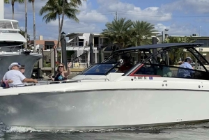 Fort Lauderdale Alquiler de barco privado para 13 personas