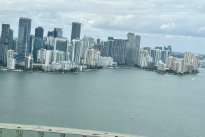 Miami: Private helicopter tour in French