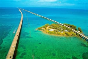 Miamista: Bussikuljetuksella Key Westiin