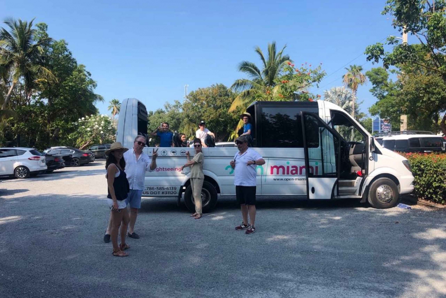 From Miami: Key Largo & Islamorada Private Open-Top Bus Tour