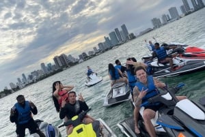 Miami - ett äventyr Guidade jetski-äventyr i Biscayne Bay och Miami Beach