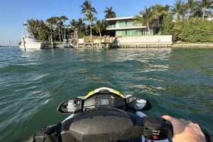 Paseo en moto acuática en Miami