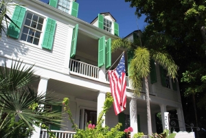 Passeio em Key West e mergulho com snorkel em recifes de coral com open bar