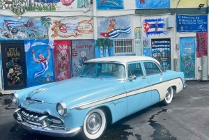 Lille Havana: Tur til to familiebutikker med rom, kaffe og bagværk