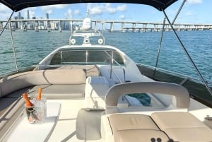 Bateau privé de luxe de 18 mètres + 2 jet-skis vers les îles de Miami