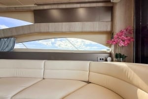 Bateau privé de luxe de 18 mètres + 2 jet-skis vers les îles de Miami